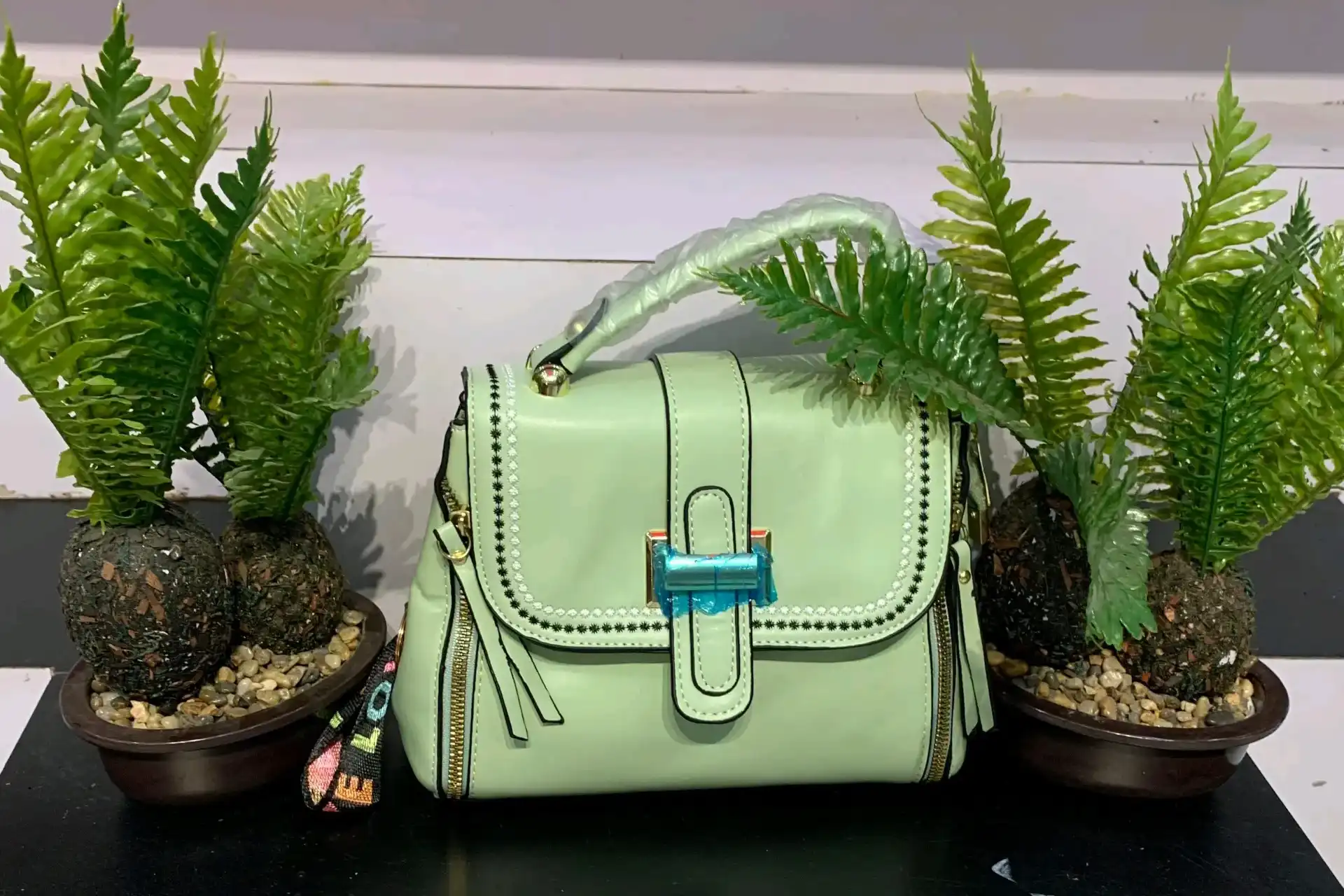 LOVE hand bag