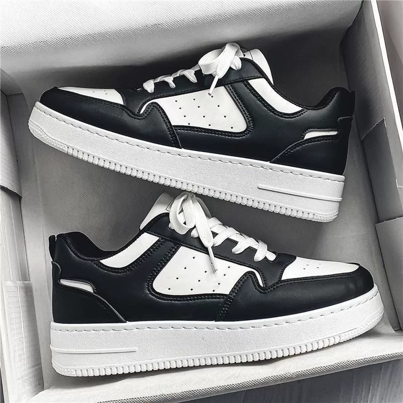 Classic Streetwear Sneakers