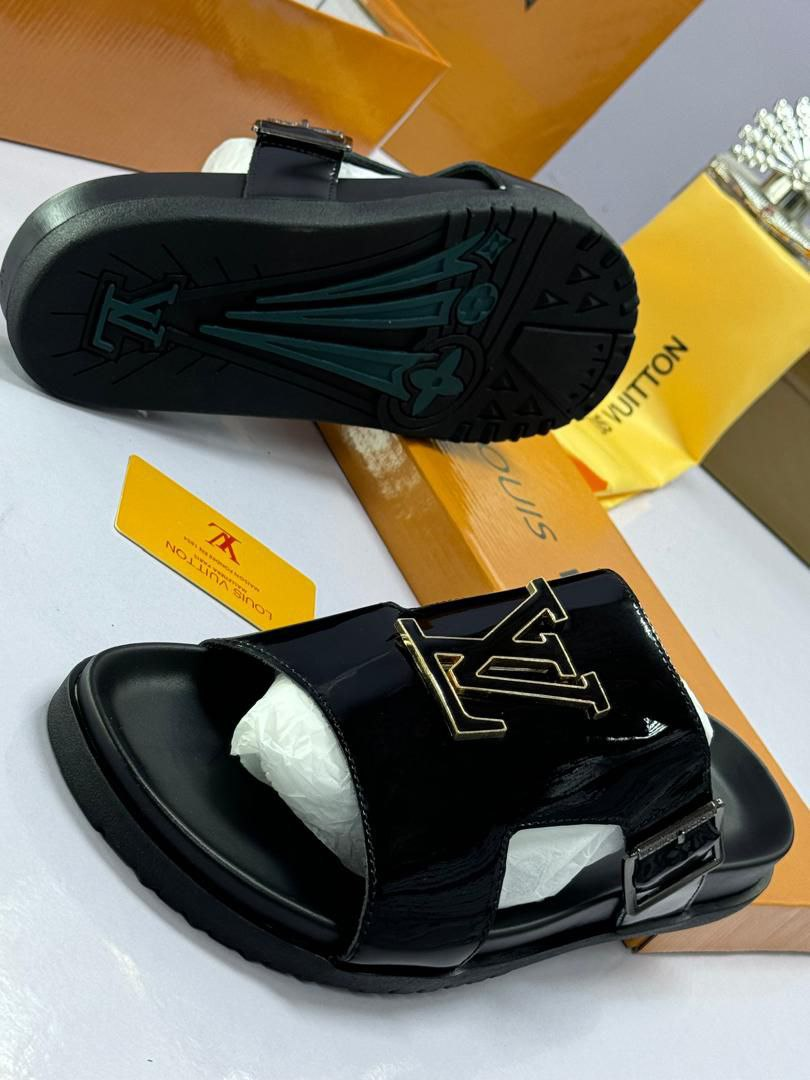 Men's Black Patent Finish Slides