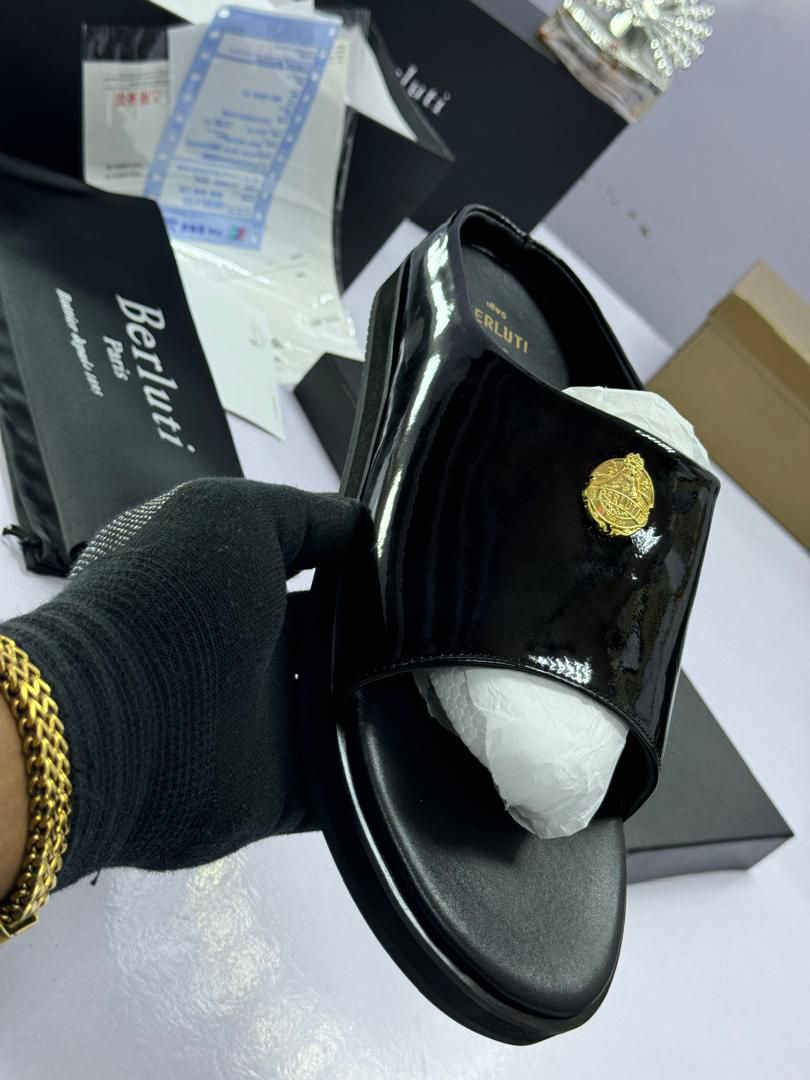 Glossy Black Leather Slides with Gold Emblem