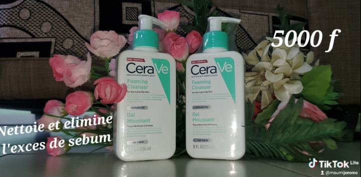 FOAMING CLEANSER