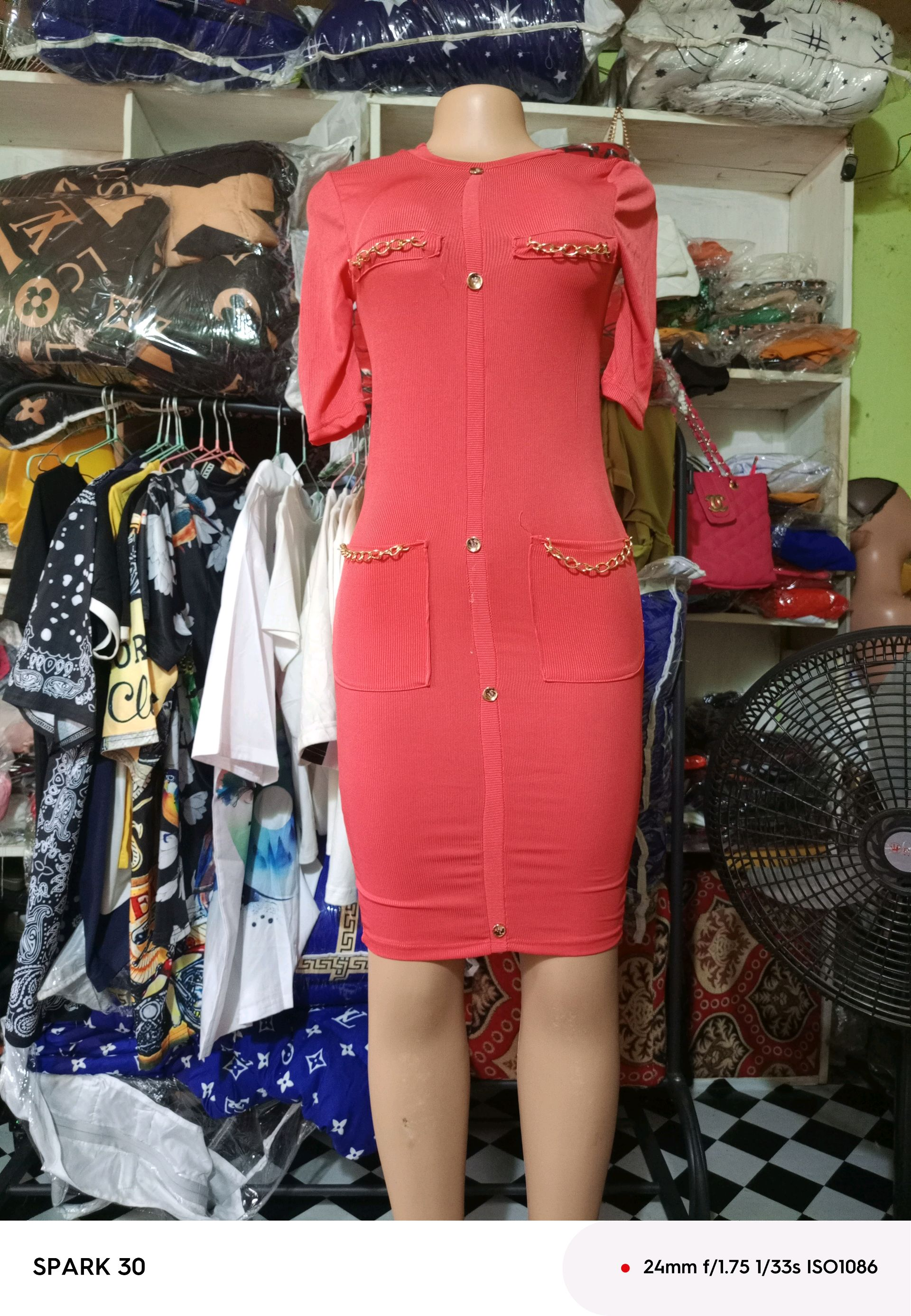 Elegant Ribbed Mini Dress with Gold Chains