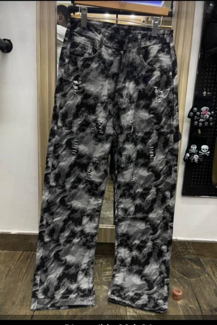 Trendy Destroyed Boyfriend Jeans
