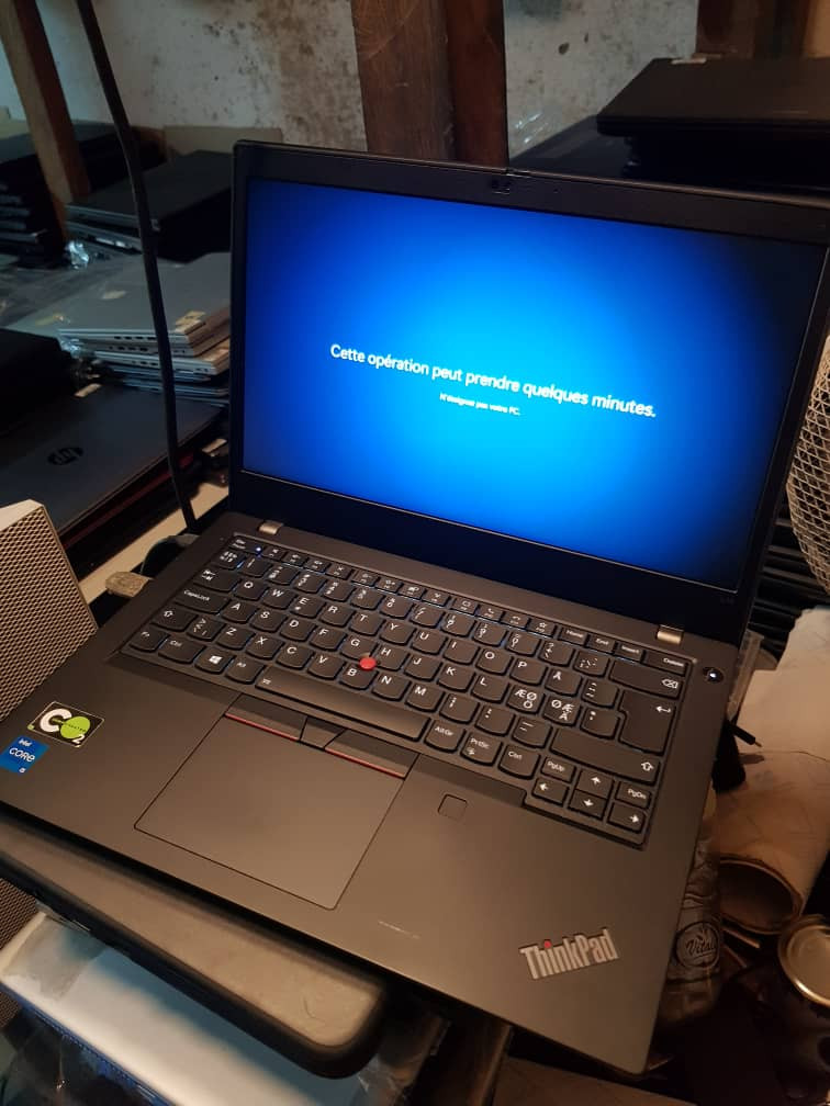 Dell XPS i7 8gen 512ssd/16Gb.