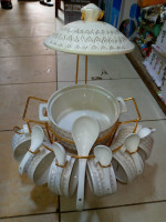 Dining dish and cups set